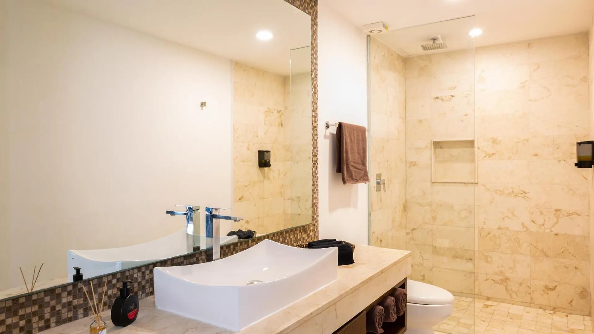 Apartamento Anah Downtown Condo Playa del Carmen