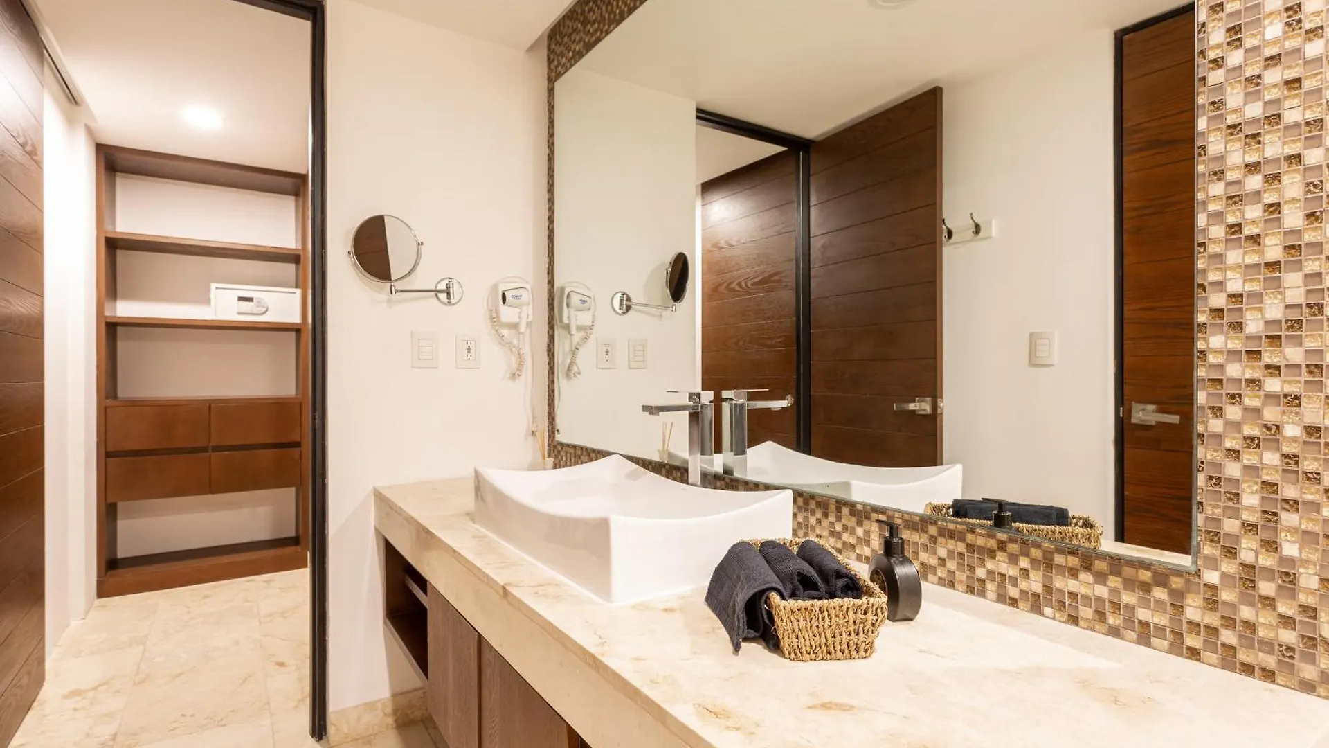 Apartamento Anah Downtown Condo Playa del Carmen México